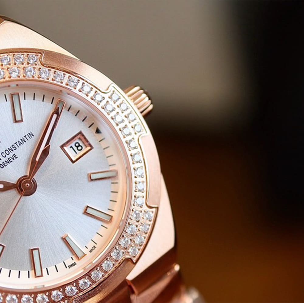 Vacheron C0nstan1n Overseas Self-winding