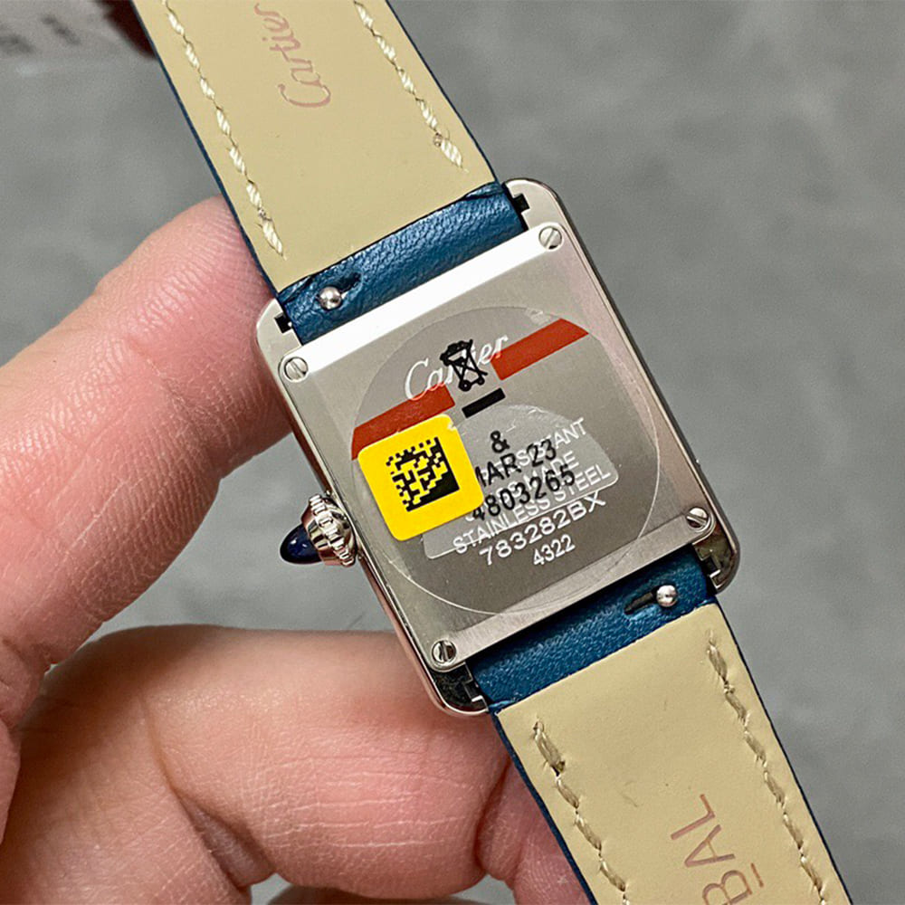 Ca*t1er Tank Must de Ca*t1er watch