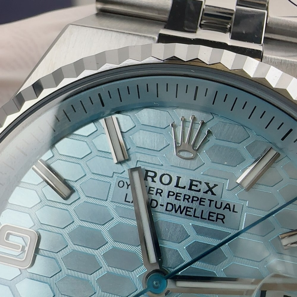 R01ex Land-Dweller 40