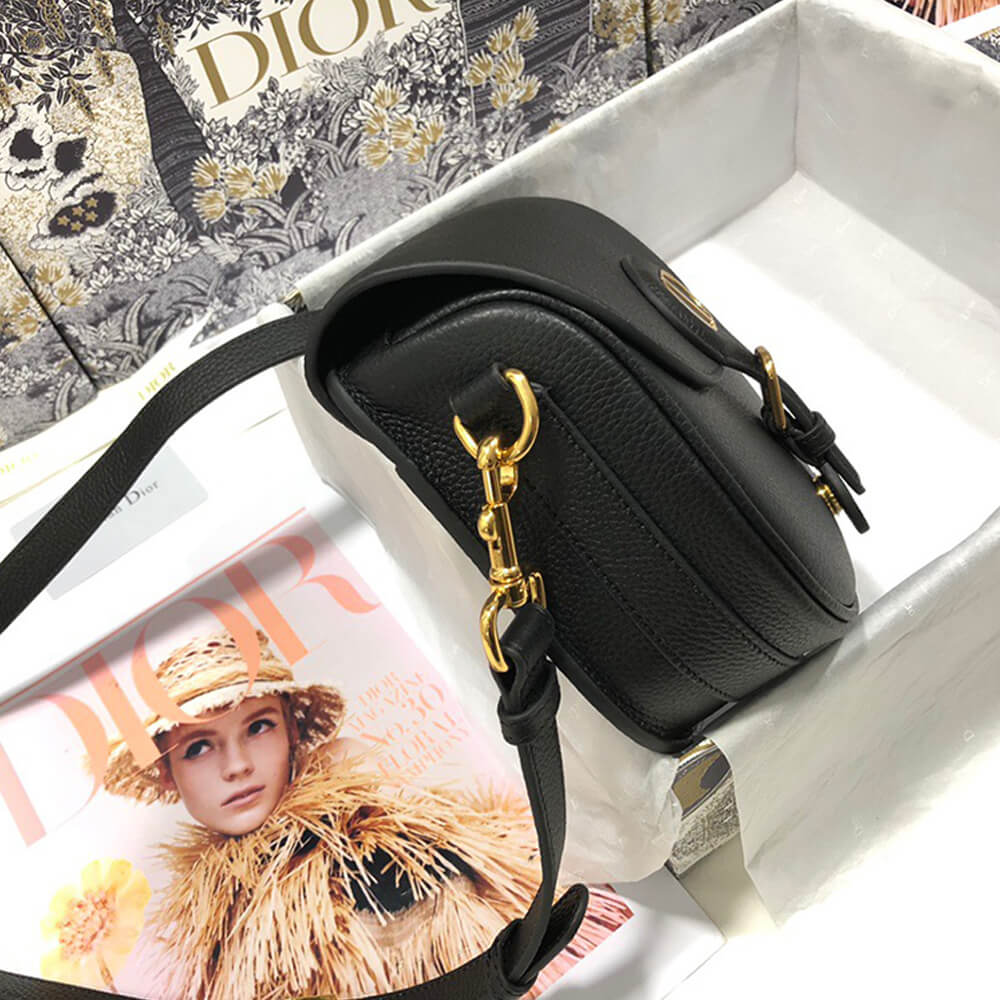 MEDIUM D10r BOBBY BAG