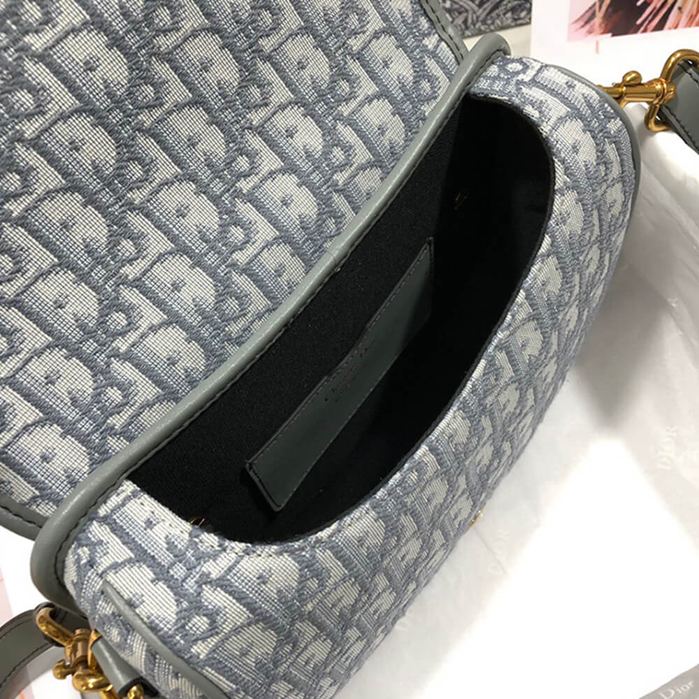 MEDIUM D10r BOBBY BAG