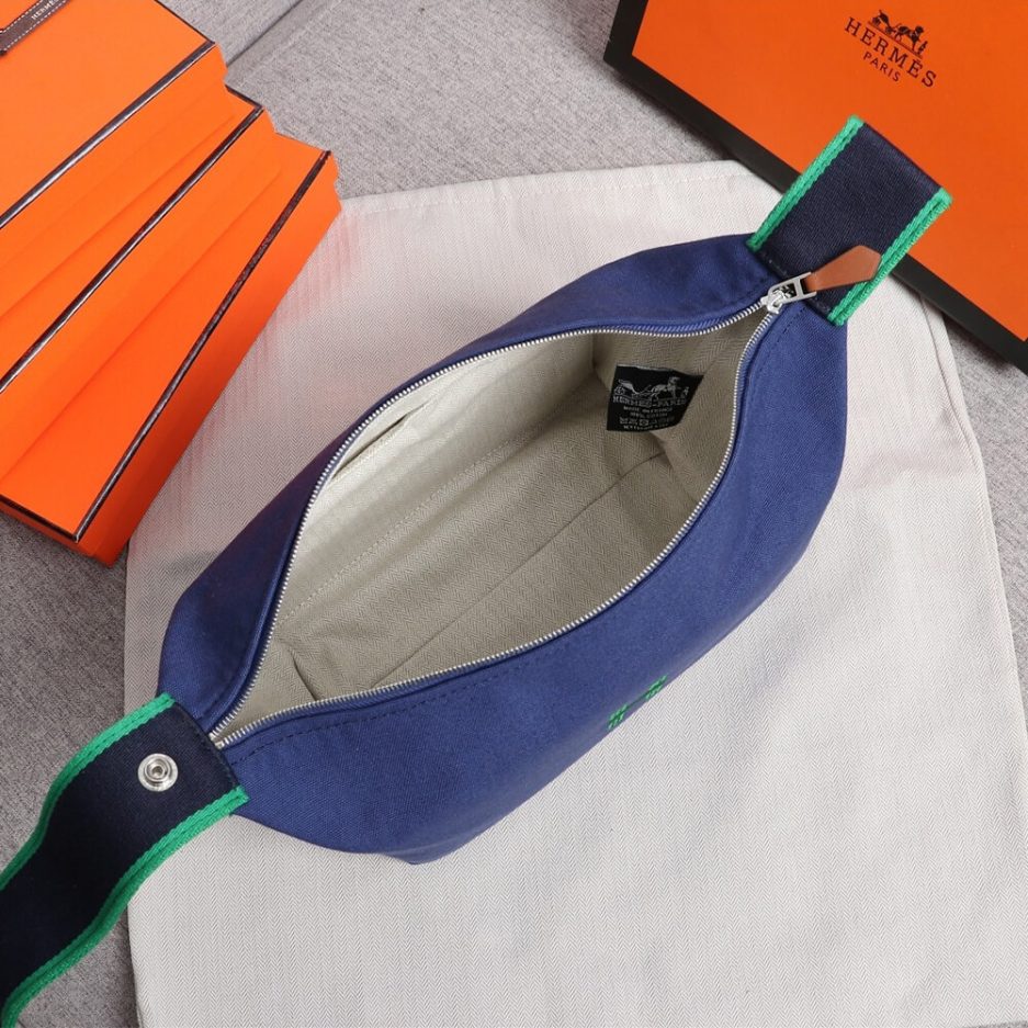 H**me5 toiletery bag