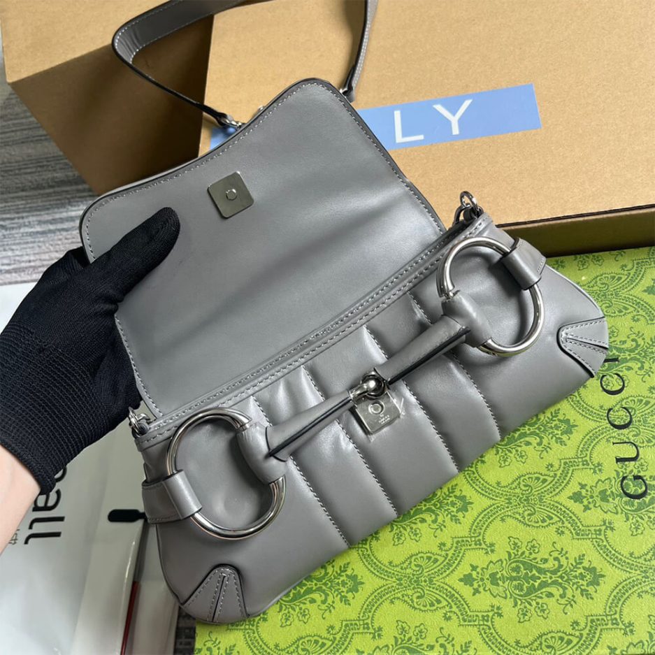 Gvc*1 HORSEBIT CHAIN SMALL SHOULDER BAG
