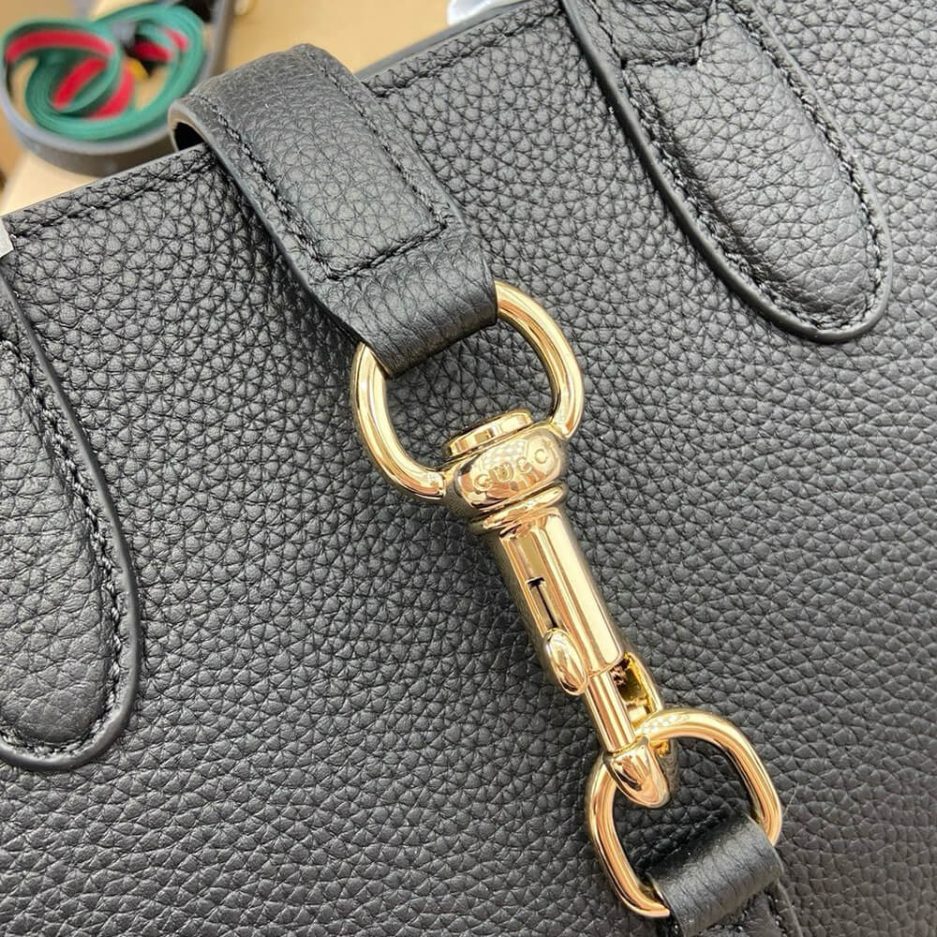 Gvc*1 SMALL TOTE BAG WITH HOOK CLOSURE