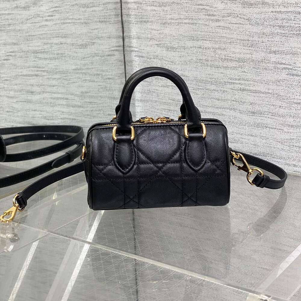 D10r Groove 16 Bag