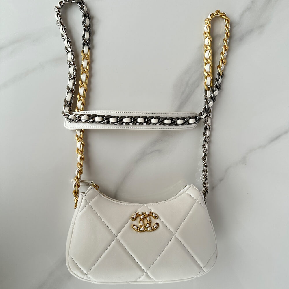Ch**el 19 chain bag