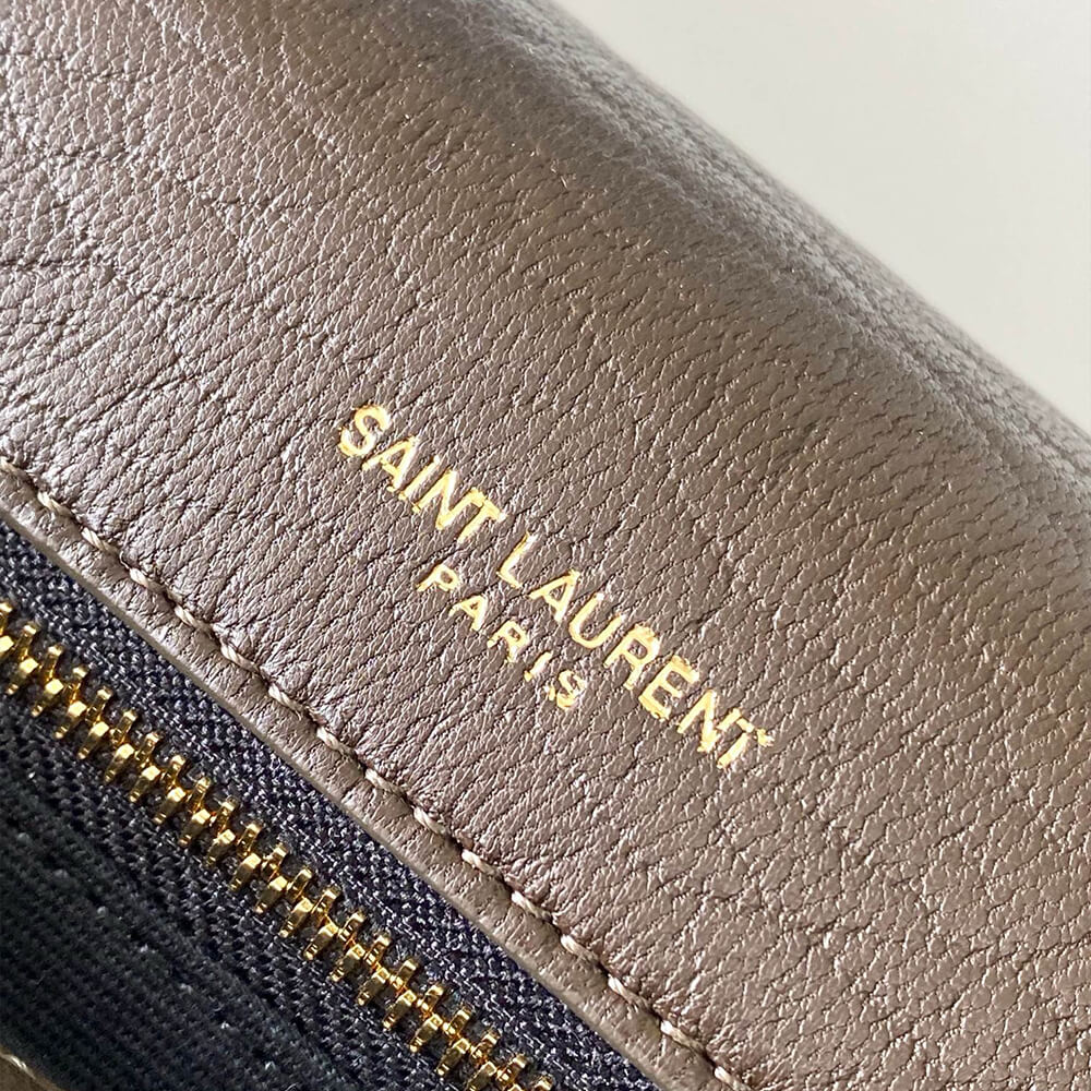 Y51 Calypso large in grained lambskin
