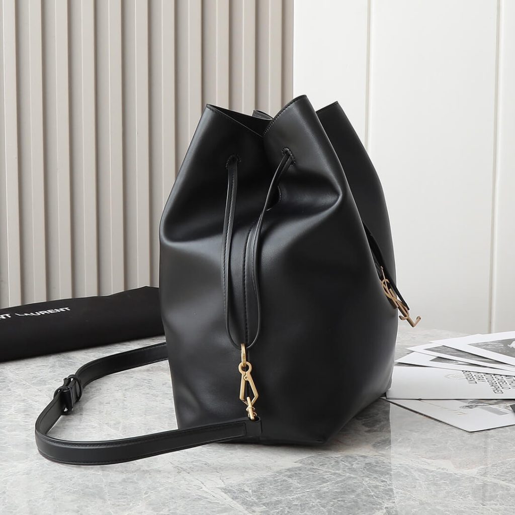 Y51 PARIS VII pochon in lambskin