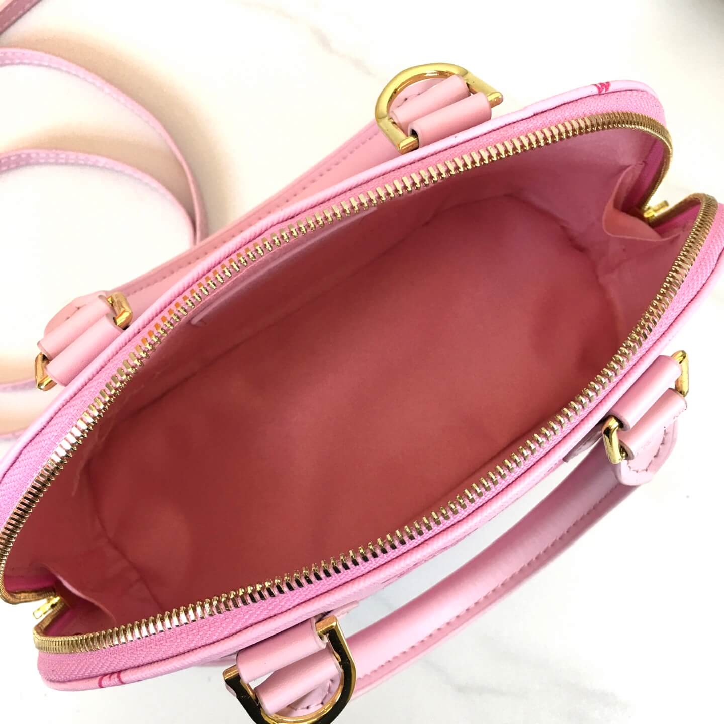 LV x TM Alma BB