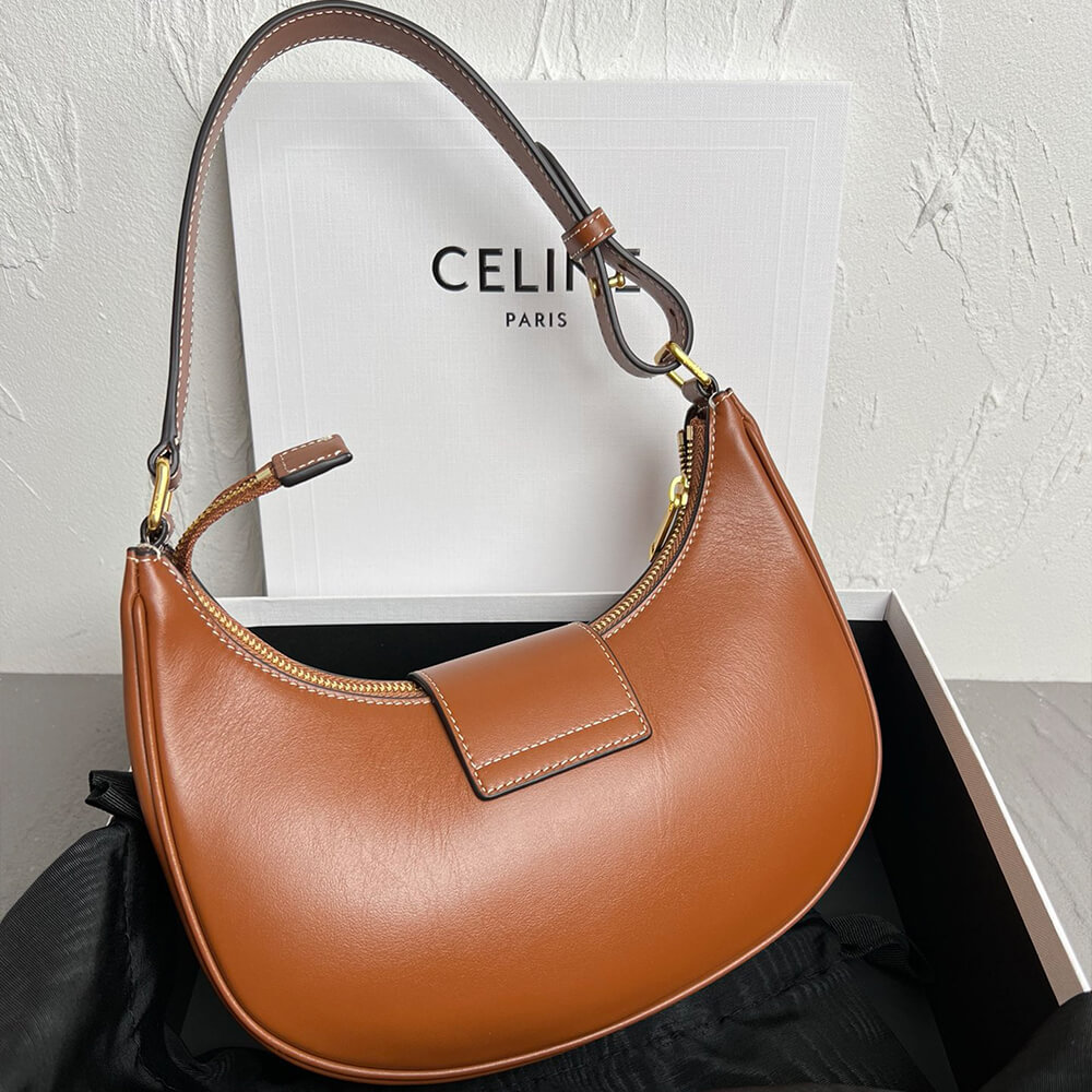 Ce1i*e MEDIUM AVA TRIOMPHE BAG in Smooth Calfskin