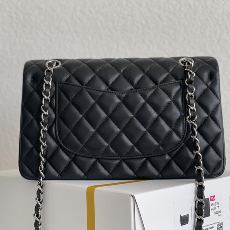 Ch**el Medium Classic Flap Handbag
