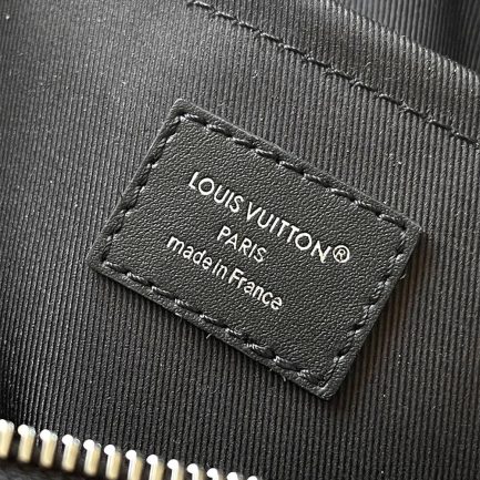 LV Keepall Cargo Bandouliere 25