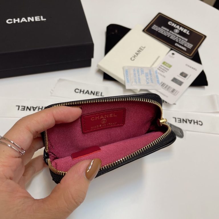 Ch**el 19 Zipper Coin Wallet