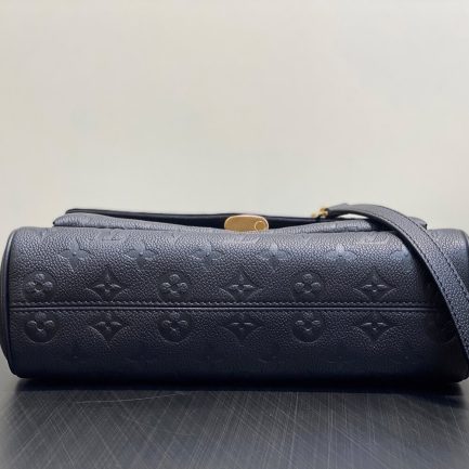 LV Anytime Flap Bag(high-end grade)