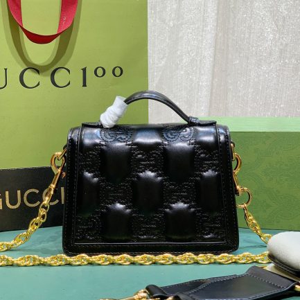 GG Matelassé leather small bag Model