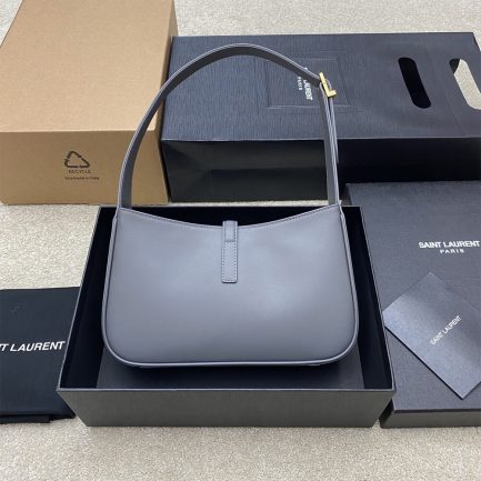 Y51 le 5 a 7 in smooth leather