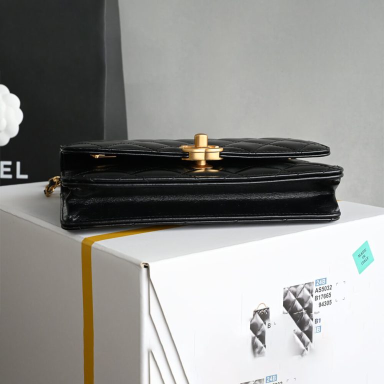 Ch**el Classic Wallet On Chain(high-end grade)