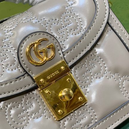 GG Matelassé leather small bag Model