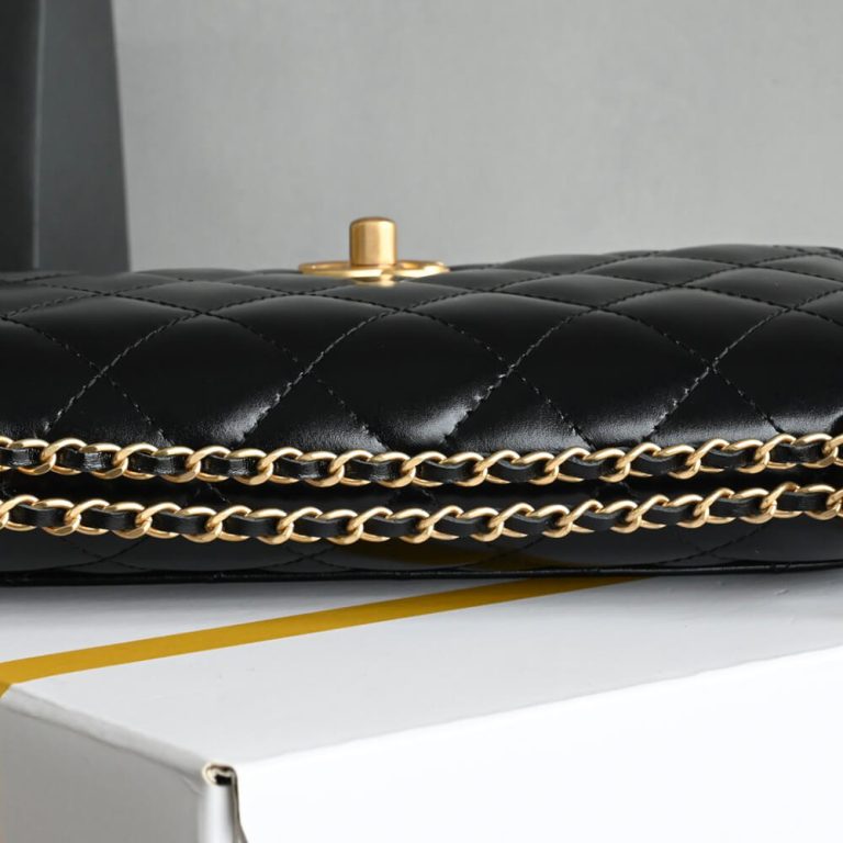 Ch**el Classic Wallet On Chain(high-end grade)