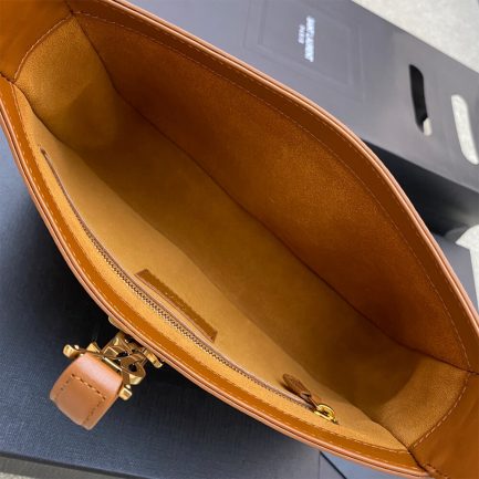 Y51 le 5 a 7 in smooth leather