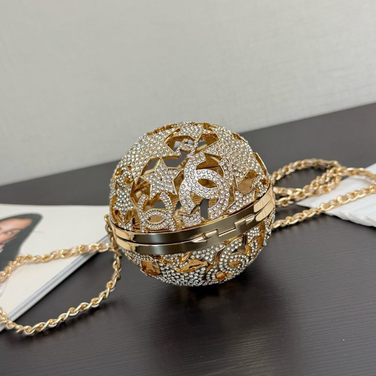 Ch**el Sphere Minaudiere(HIGH-END GRADE)
